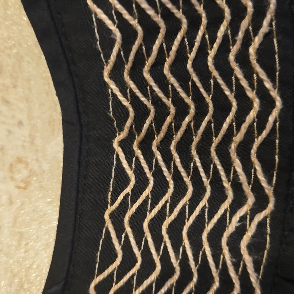 Anthropologie Stylish Embroidered Black Blouse - Picture 9 of 9